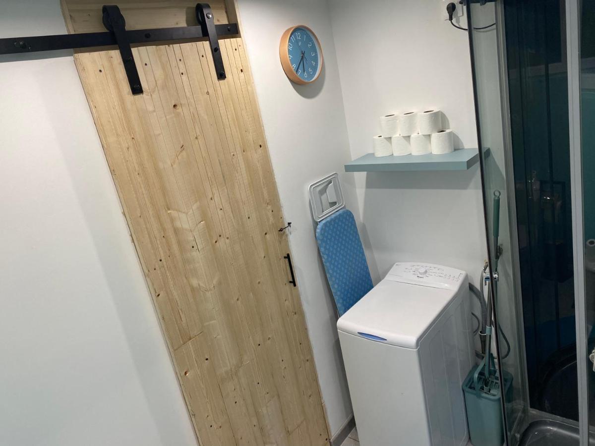 Studio 40M2 Plein Pied Avec Parking Jussac Exteriör bild
